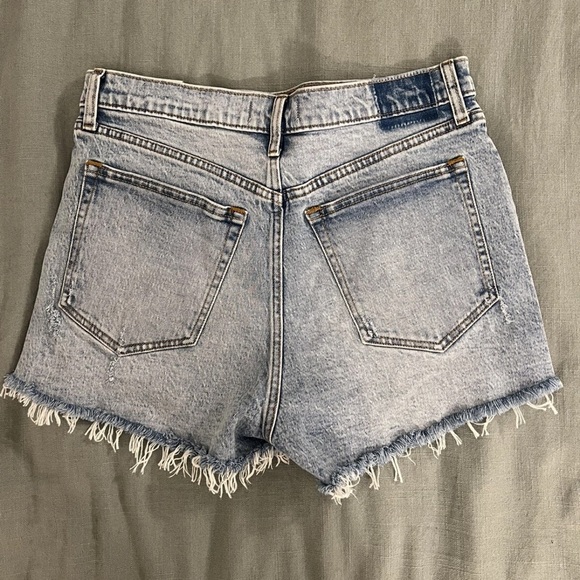 Abercrombie & Fitch Blue Denim Mom Shorts - Picture 3 of 4